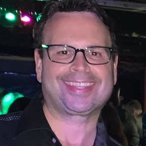 Meet your Posher, Jay